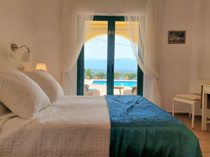 Stunning 4 Bedroom Detached Villa with Pool For Sale in Kambia - 17