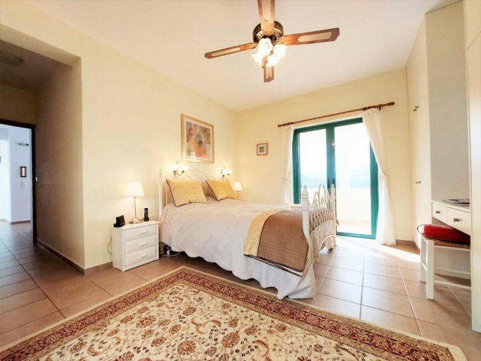 Stunning 4 Bedroom Detached Villa with Pool For Sale in Kambia - 31
