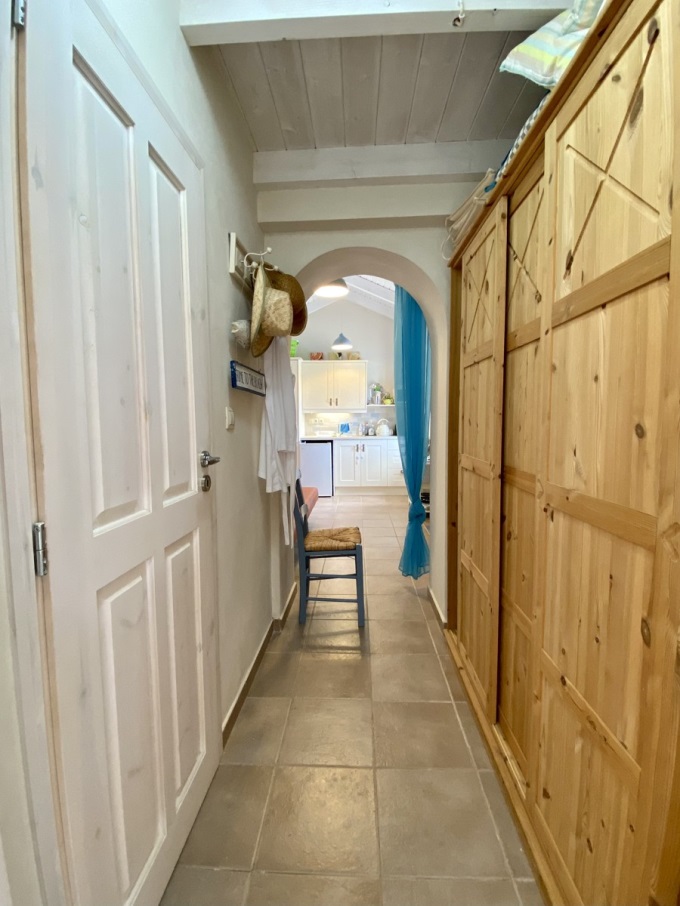 Beautifully Restored Stone Residence with Pool, Studio & Mini Tennis Court - 38