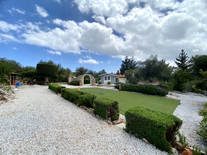 Beautifully Restored Stone Residence with Pool, Studio & Mini Tennis Court - 4