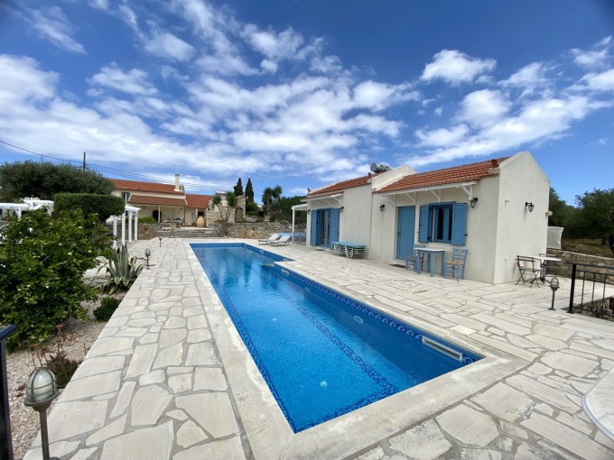 Beautifully Restored Stone Residence with Pool, Studio & Mini Tennis Court - 49