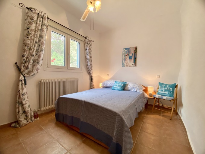 Beautifully Restored Stone Residence with Pool, Studio & Mini Tennis Court - 10