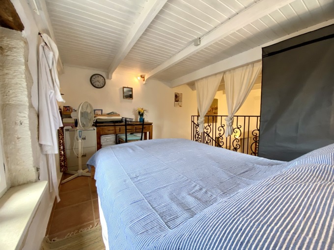Beautifully Restored Stone Residence with Pool, Studio & Mini Tennis Court - 28