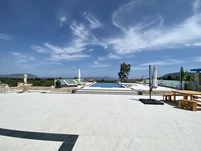 Exquisite Villa with Panoramic Sea Views, Infinity Pool, and Luxurious Features For Sale In Litsarda - 44