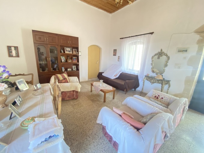 Traditional House With Beautiful Village Views - 12