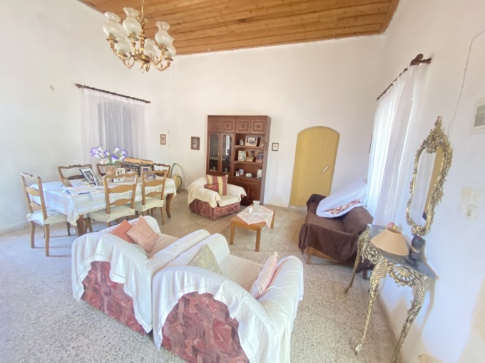 Traditional House With Beautiful Village Views - 13