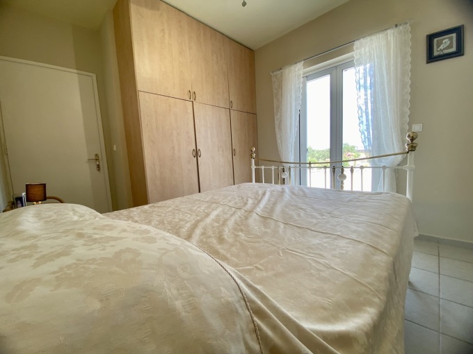 Contemporary Single Level Villa with Mesmerizing Views For Sale in Drapanos - 16