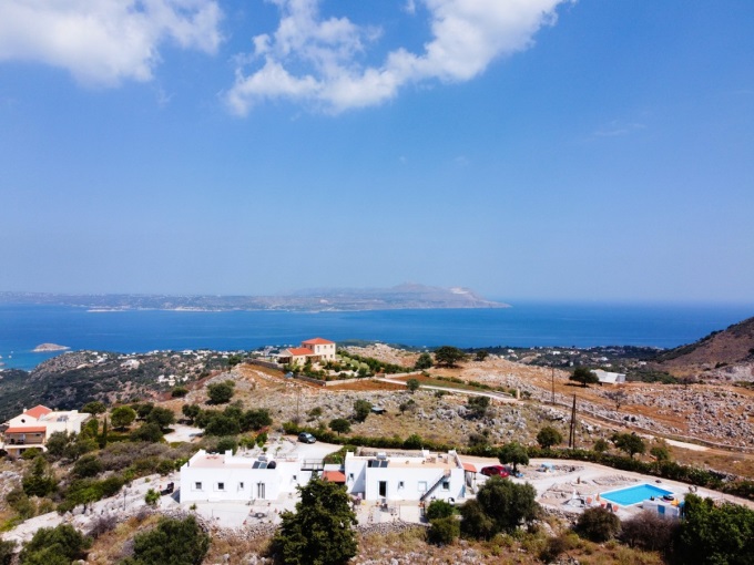 Contemporary Single Level Villa with Mesmerizing Views For Sale in Drapanos - 5
