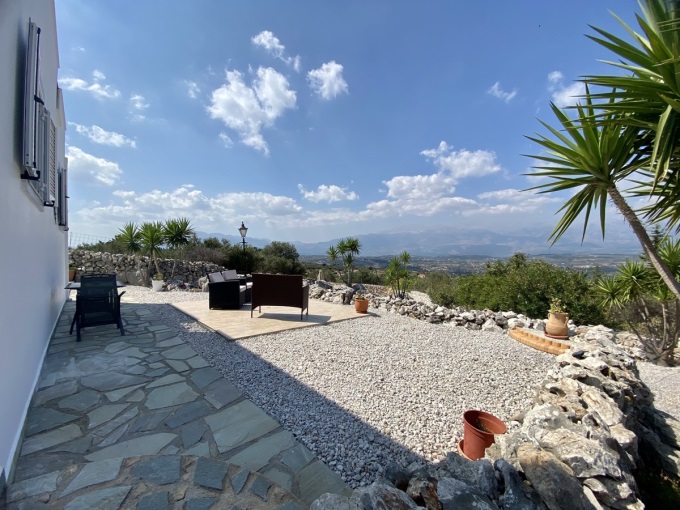 Contemporary Single Level Villa with Mesmerizing Views For Sale in Drapanos - 34