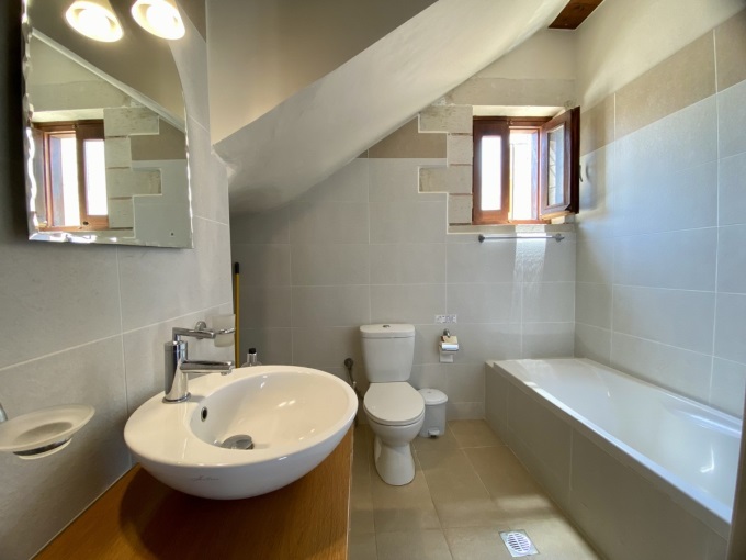 Beautiful Villa For Sale: Sea and Mountain Views, Private Pool In The Peaceful Location Of Provarma - 14