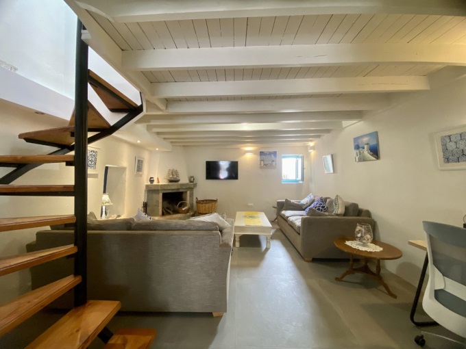 Charming 2 Bedroom Village Cottage with Courtyard Garden in a Peaceful Setting For Sale In Xerosterni - 15