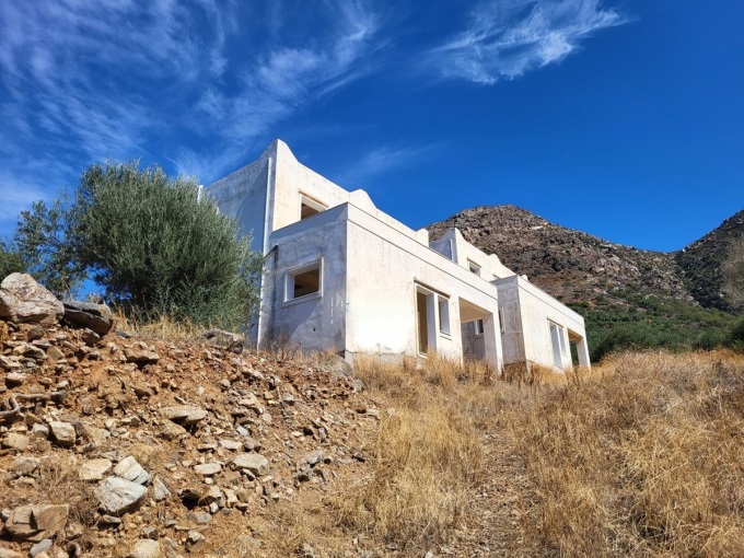 2 Unfinished Houses with Stunning Views for Sale in Sfinari - 2