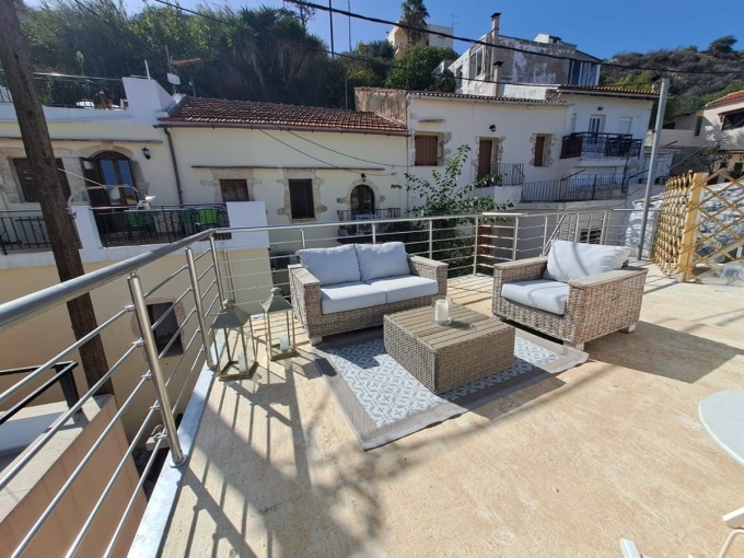 Charming Renovated House For Sale in Kalyves. A Stylish Getaway with Rooftop Terrace - 2