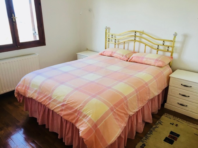 Charming Crete Retreat Seaview Villa with Comfortable Design For Sale In Plaka - 4