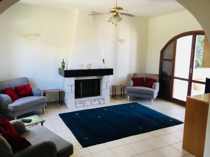 Charming Crete Retreat Seaview Villa with Comfortable Design For Sale In Plaka - 37