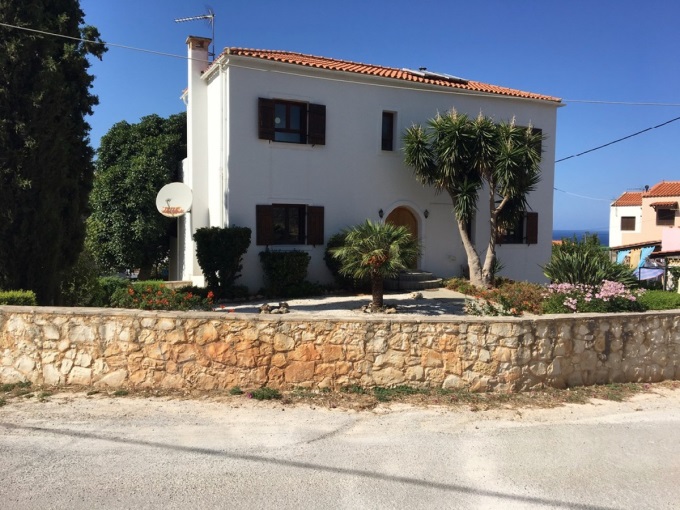 Charming Crete Retreat Seaview Villa with Comfortable Design For Sale In Plaka - 66