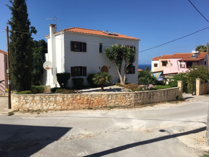 Charming Crete Retreat Seaview Villa with Comfortable Design For Sale In Plaka - 71