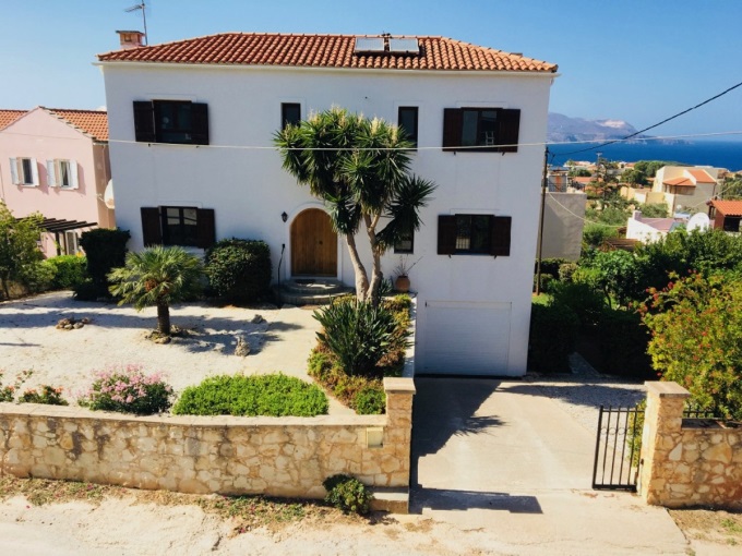 Charming Crete Retreat Seaview Villa with Comfortable Design For Sale In Plaka - 70