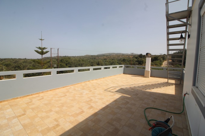 Stunning Mountain views Villa For Sale in Xirosterni - 42