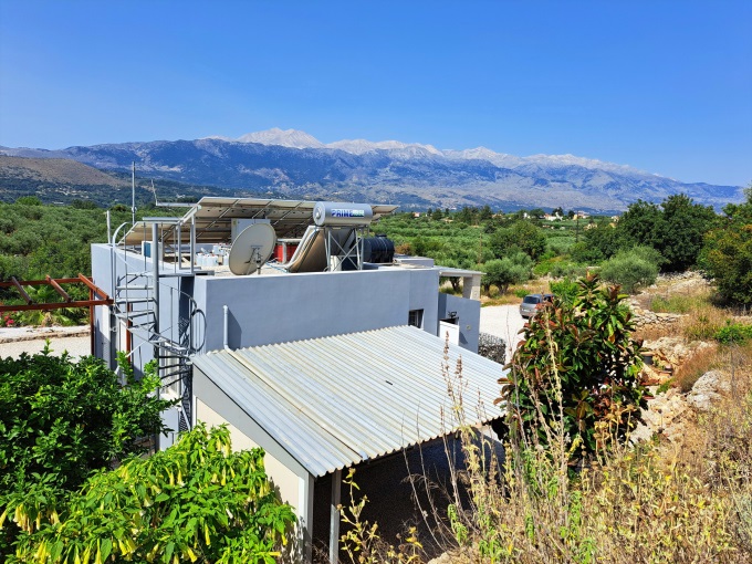 Charming Renovated House with Stunning Views Near Exopoli Village - 30