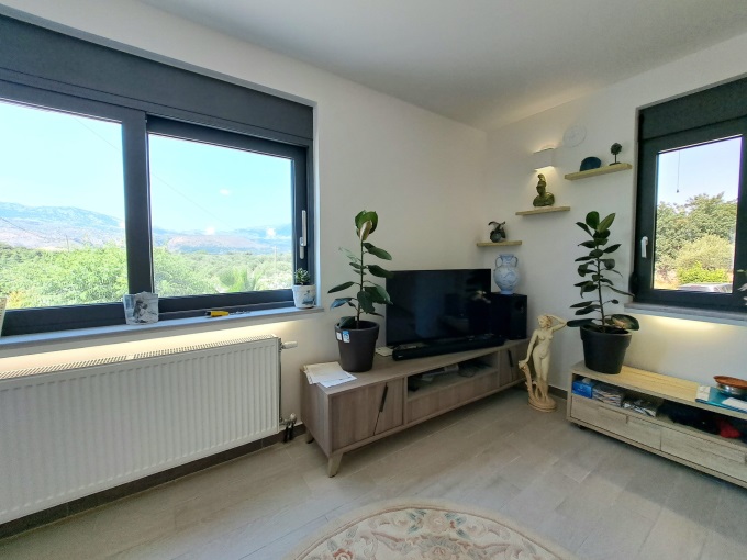 Charming Renovated House with Stunning Views Near Exopoli Village - 9