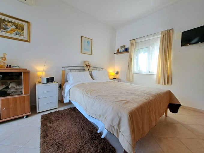 Charming Renovated House with Stunning Views Near Exopoli Village - 16