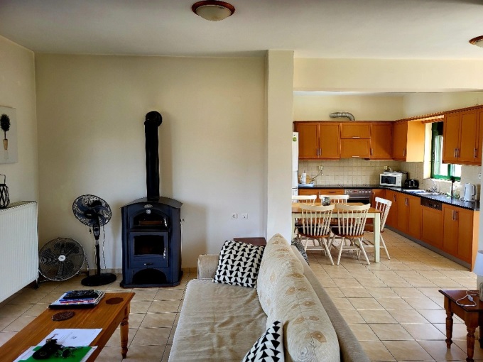 Modern Villa with Private Pool and Olive Grove For Sale in Xirosterni - 3