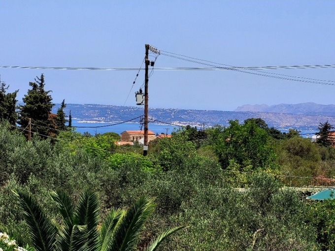 Modern Villa with Private Pool and Olive Grove For Sale in Xirosterni - 9