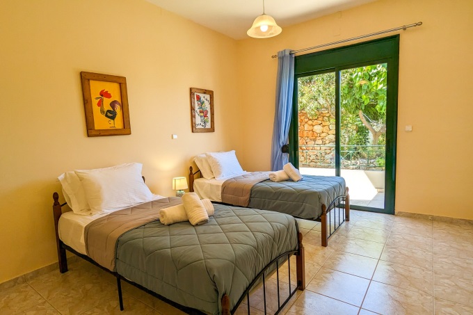Charming Villa for Sale in Kefalas - 17