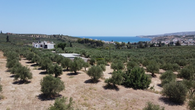 Plot of Land With Incridible Views and Prime Location in Kalyves For Sale - 1