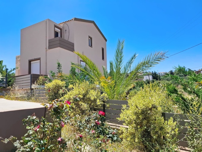Elegant Two-Storey Detached House with Stunning Sea and Mountain Views For Sale in Kefalas - 34