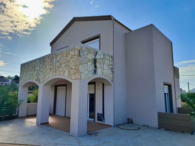 Elegant Two-Storey Detached House with Stunning Sea and Mountain Views For Sale in Kefalas - 6