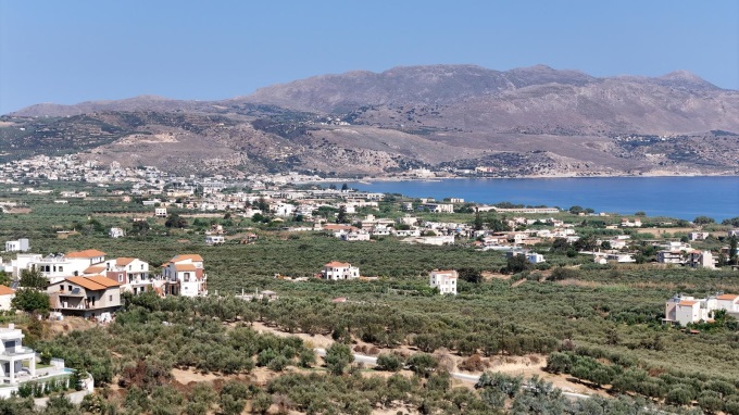 Charming 1 Bedroom Apartment with Pool For Sale in Tavronitis, Chania - 27