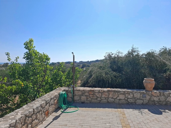 Charming 1 Bedroom Apartment with Pool For Sale in Tavronitis, Chania - 22