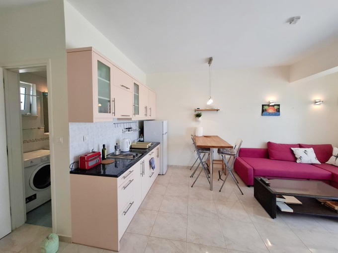 Charming 1 Bedroom Apartment with Pool For Sale in Tavronitis, Chania - 8