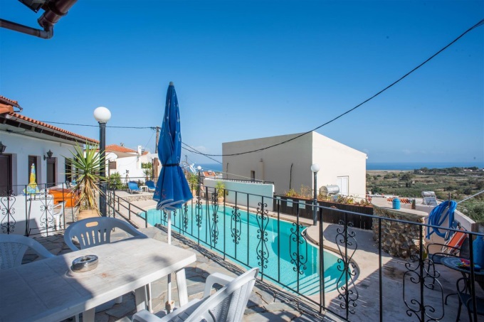 Great Property with Pool and Stunning Sea Views For Sale in Tavronitis - 62