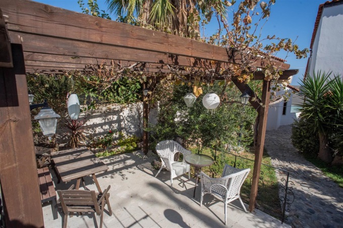 Great Property with Pool and Stunning Sea Views For Sale in Tavronitis - 63