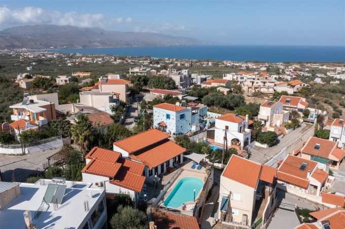 Great Property with Pool and Stunning Sea Views For Sale in Tavronitis - 1