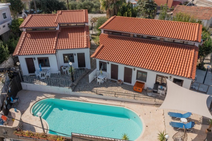 Great Property with Pool and Stunning Sea Views For Sale in Tavronitis - 16