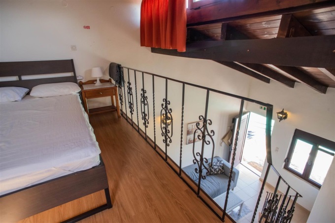 Great Property with Pool and Stunning Sea Views For Sale in Tavronitis - 50