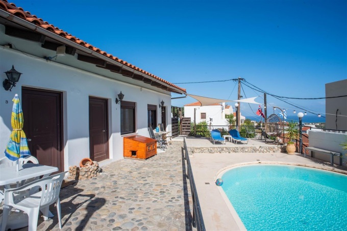 Great Property with Pool and Stunning Sea Views For Sale in Tavronitis - 36