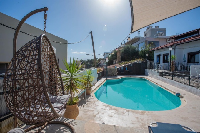 Great Property with Pool and Stunning Sea Views For Sale in Tavronitis - 39