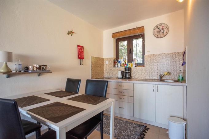 Great Property with Pool and Stunning Sea Views For Sale in Tavronitis - 12