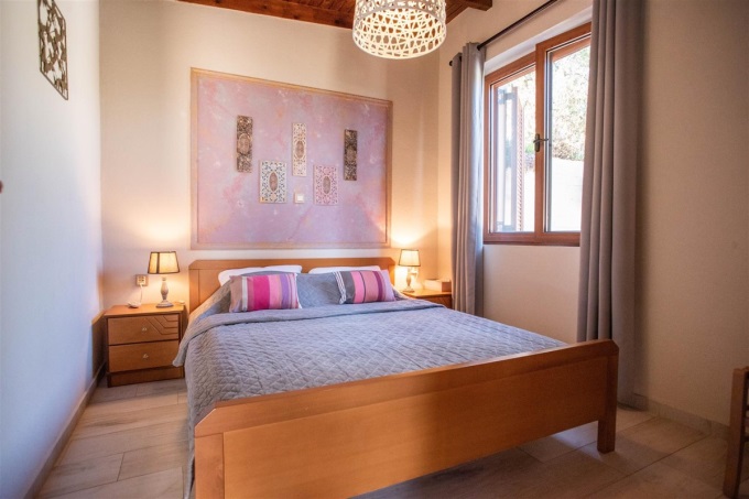Stunning Stone Built Villa with Panoramic Views and Modern Amenities - 46