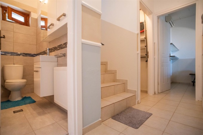 Stunning Stone Built Villa with Panoramic Views and Modern Amenities - 37