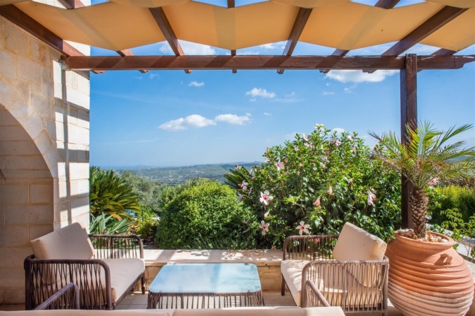 Stunning Stone Built Villa with Panoramic Views and Modern Amenities - 29