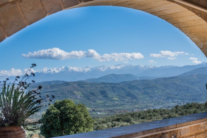 Stunning Stone Built Villa with Panoramic Views and Modern Amenities - 78