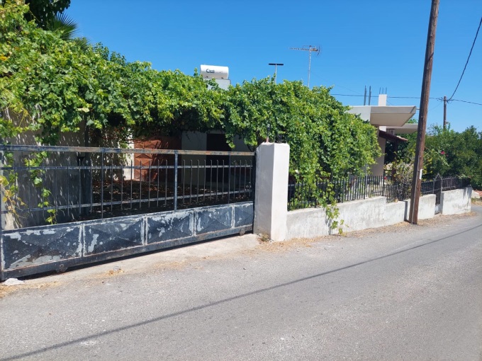 Semi Detached 4 bedroom House for Sale in Stylos - 6