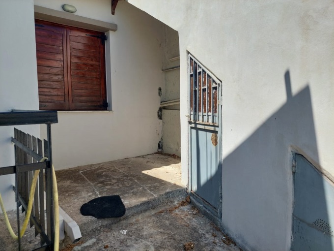 Semi Detached 4 bedroom House for Sale in Stylos - 13