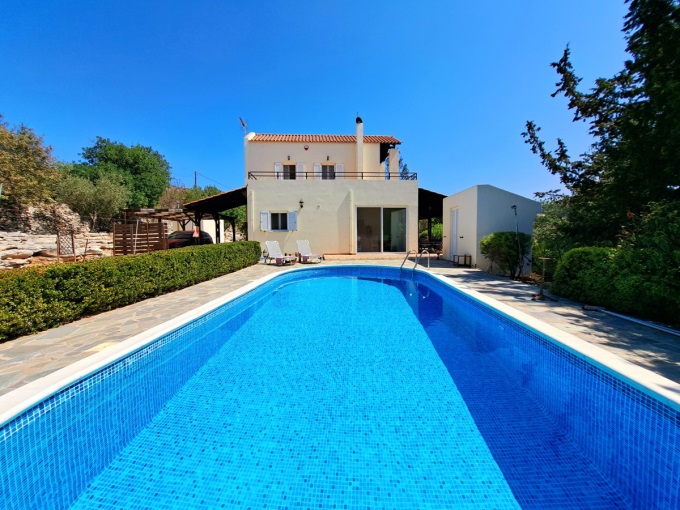 Charming 3 Bedroom Country Villa with Pool For Sale in Gavalochori - 34
